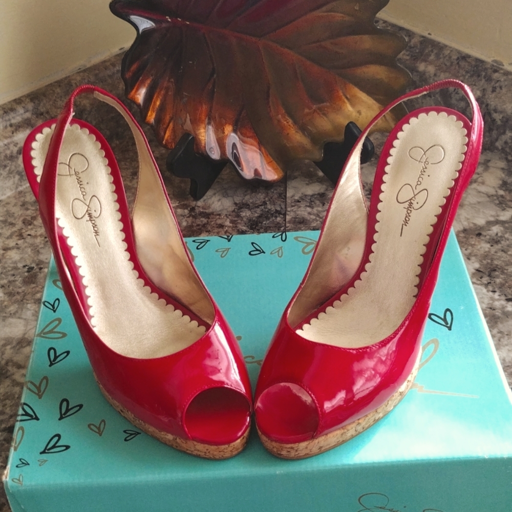 Gorgeous 😍 🥰!!! Jessica Simpson's Red Slingback heels size 8.5 M
